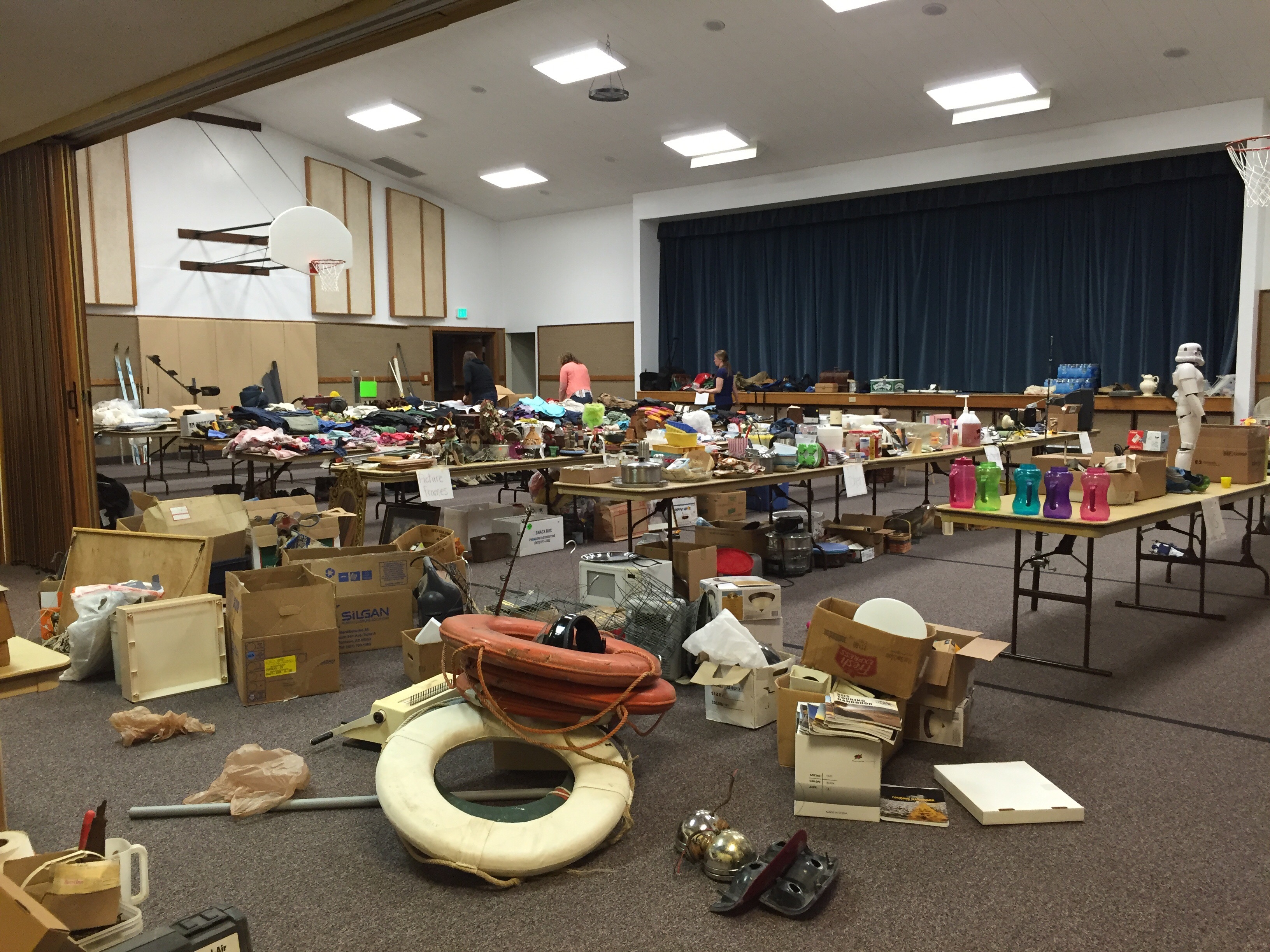 Church youth garage sale fundraiser – wanderings and ponderings